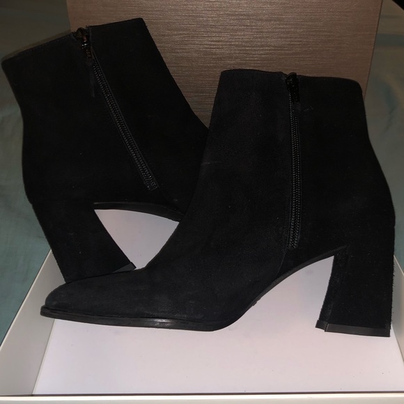 Stuart Weitzman Shoes - Gorgeous Stuart Weitzman Black Suede Booties